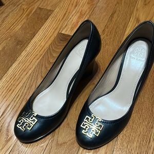 Tory Burch Melinda 85MM Wedge Mestico Size 8